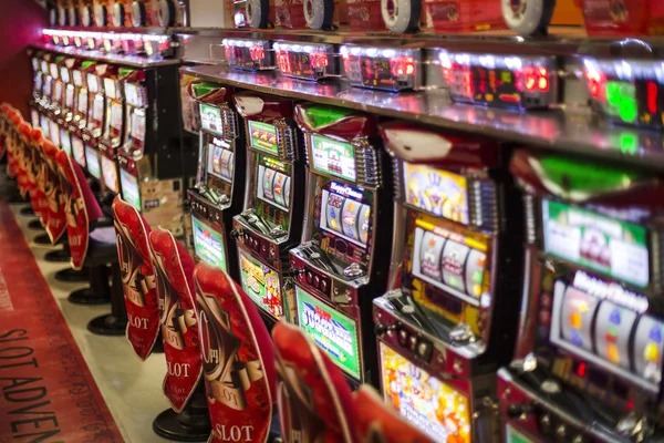 pajakbola Aviator: Predict the Crash, Cash Out in Time